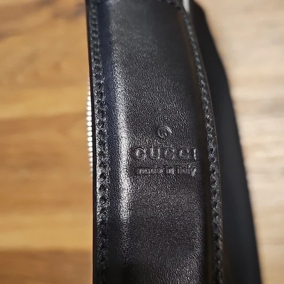 Vintage GUCCI Authentic Bag with Zipper Accents- Excellent Condition